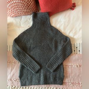 Abercrombie turtleneck